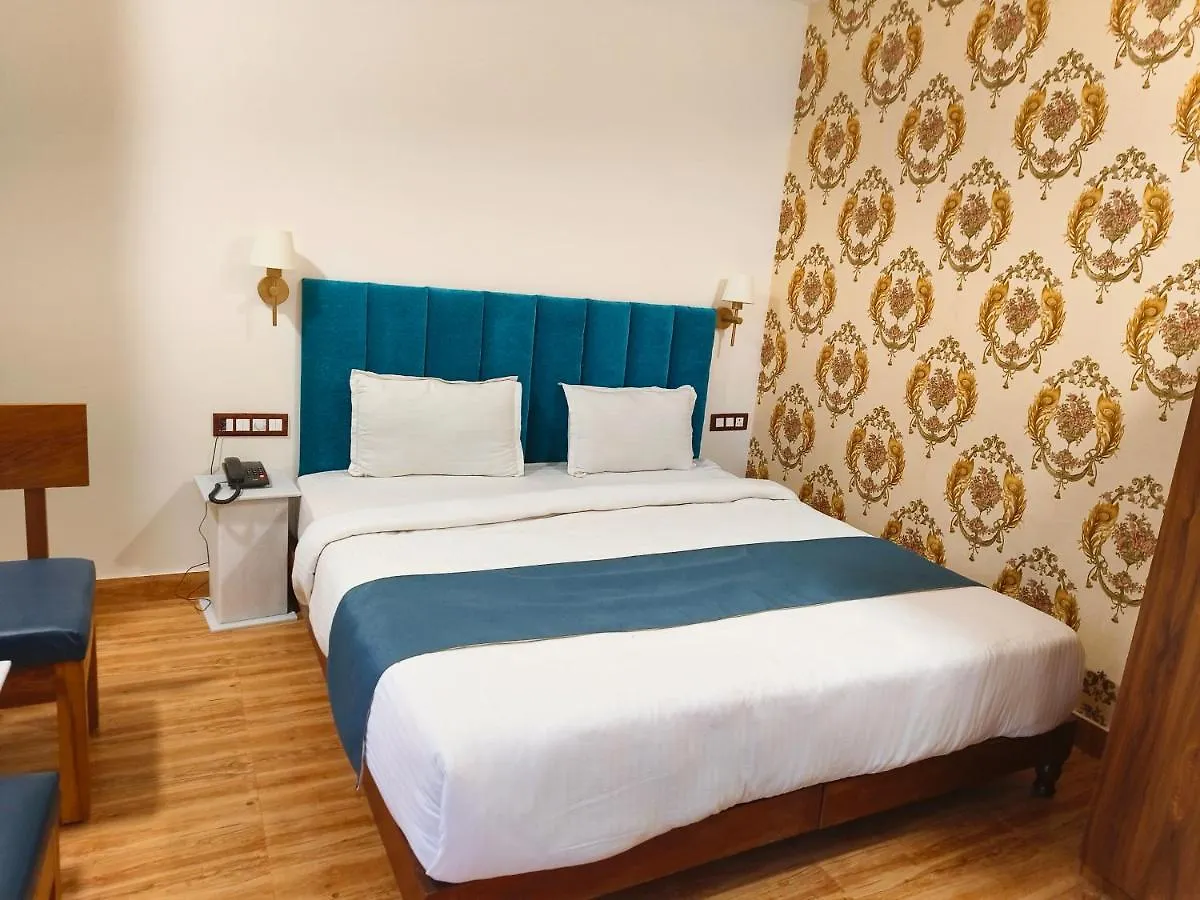 The Lavit Malhar Inn. Udaipur Hotel